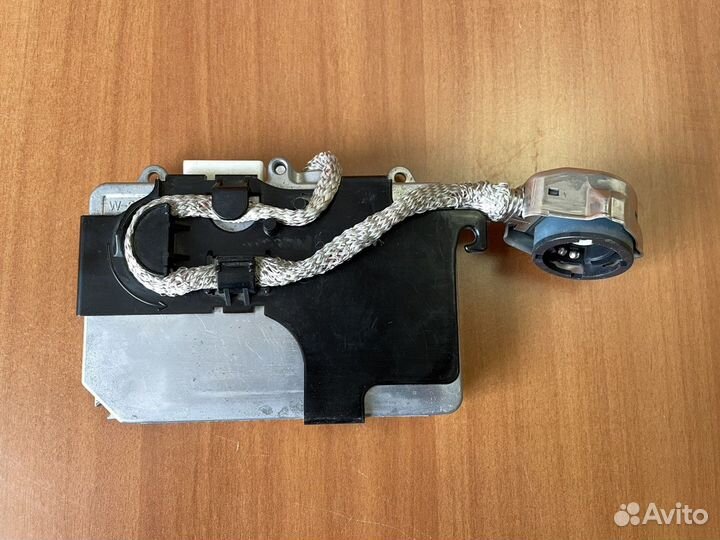 Блок розжига ксенона Rx2 RX350 RX300 Авенсис Т250