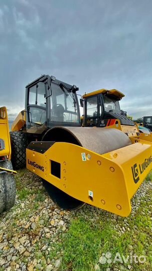 Дорожный каток LiuGong CLG6616E, 2023