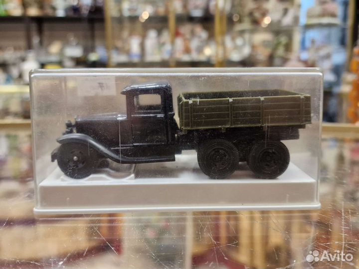 Модель грузовика Газ-ааа