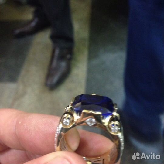 Эксклюзивная золотая печатка с бриллиантами 20.5 г