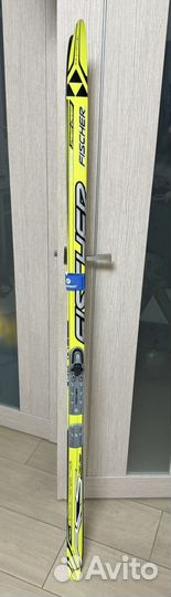 Беговые лыжи и ботинки fischer