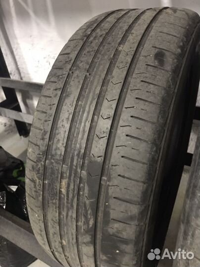 Continental ContiPremiumContact 5 215/55 R17