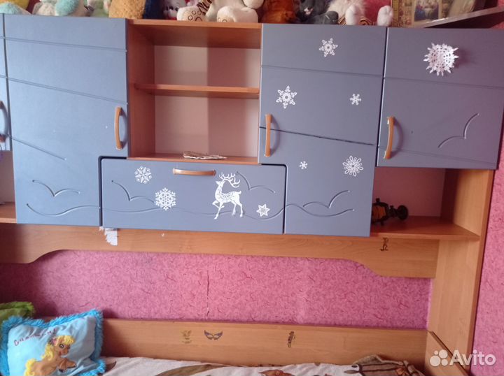 Детская стенка и кровать
