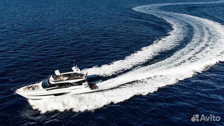Моторная яхта Fairline Squadron 68