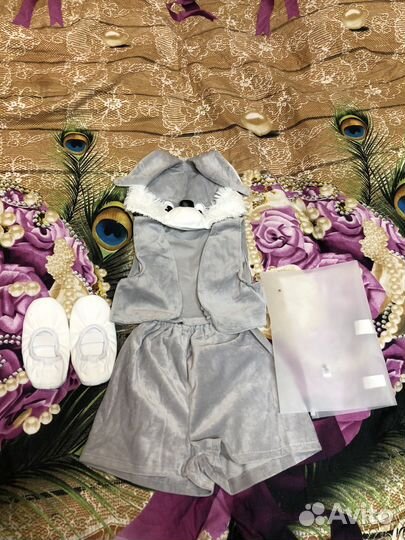 Новогодний костюм для мальчика зайка