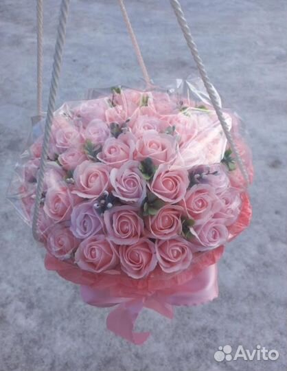 Праздничные сувениры