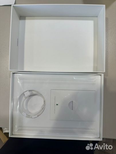 Коробки от техники Apple
