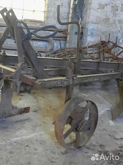 Плуг на мтз 80