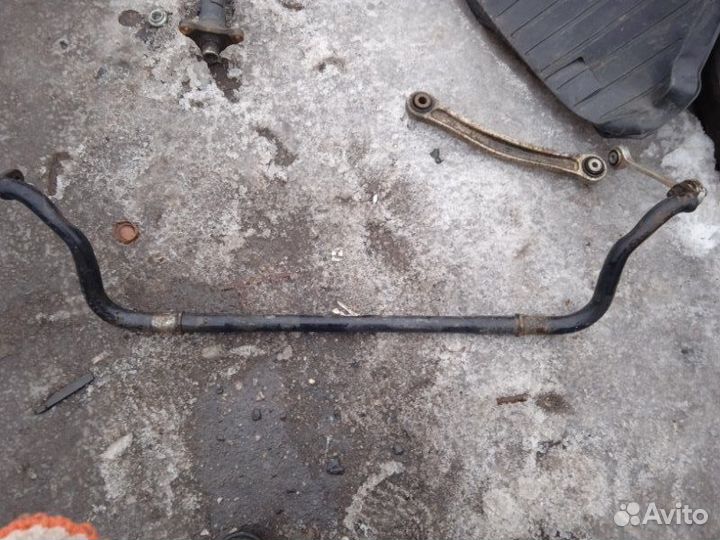 Стабилизатор поперечной устойчивости передний