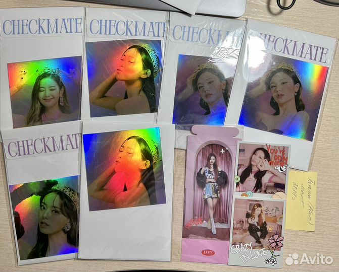 Открытки, плакаты, стикеры itzy