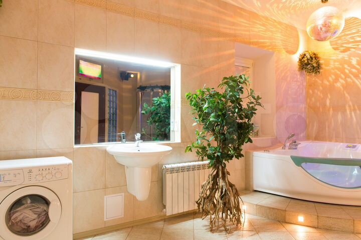 2-к. квартира, 142,4 м², 4/4 эт.