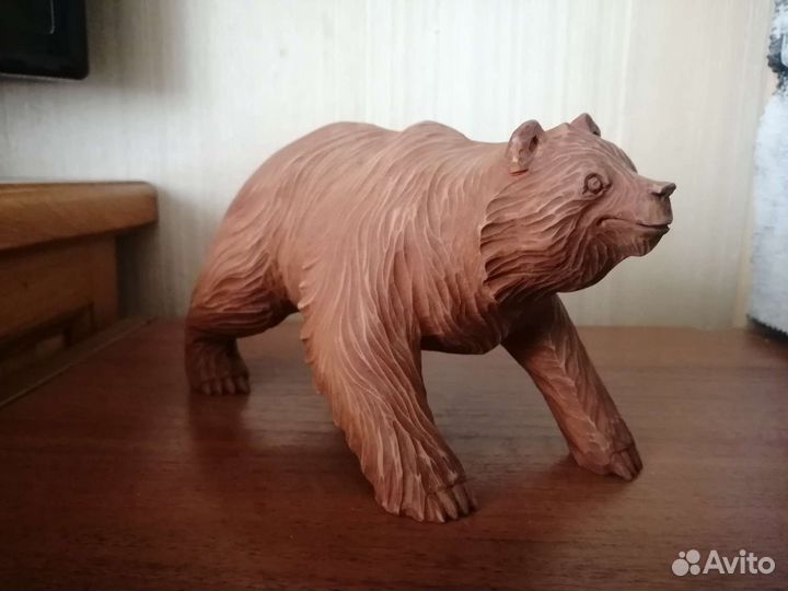 Резной медведь