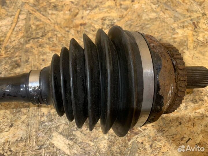 Полуось передняя Volvo V70 2 2002