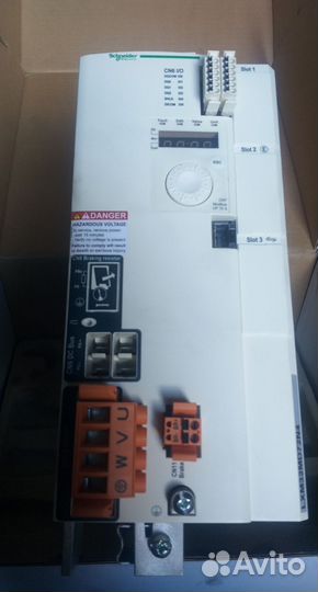 Серводрайвер Schneider Electric LXM32MD72N4