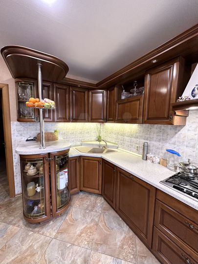 2-к. квартира, 74,5 м², 3/6 эт.