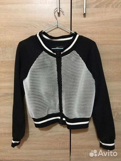 Бомбер женский