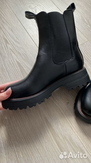 Ботинки челси женские