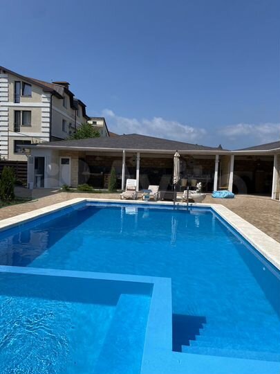 Комната 30 м² в 9-к., 2/3 эт.