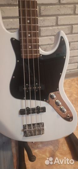 Бас гитара Stagg