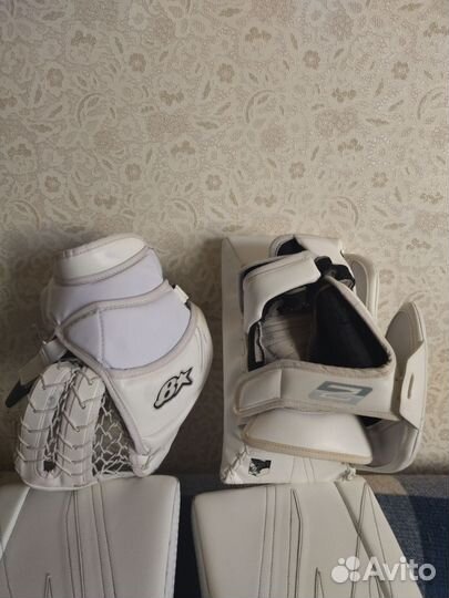 Вратарская хоккейная форма