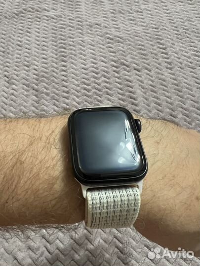 Часы apple watch se2 40 mm