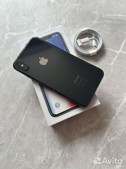iPhone X, 64 ГБ
