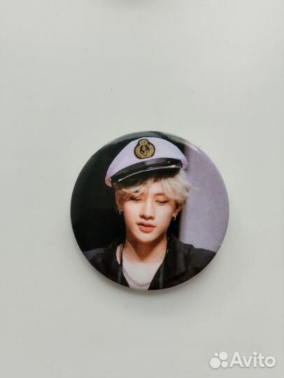 Stray kids значки