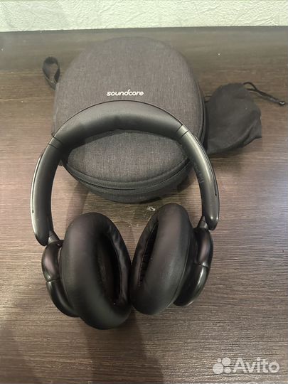 Беспроводные наушники