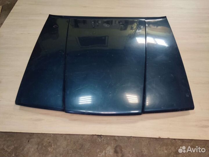 Капот, Volvo 960