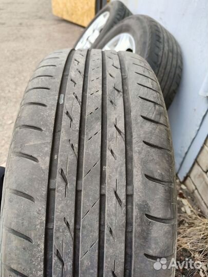 Bridgestone Nextry Ecopia 215/60 R16