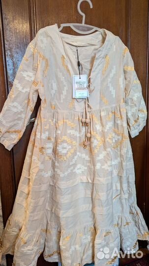 Платье женское