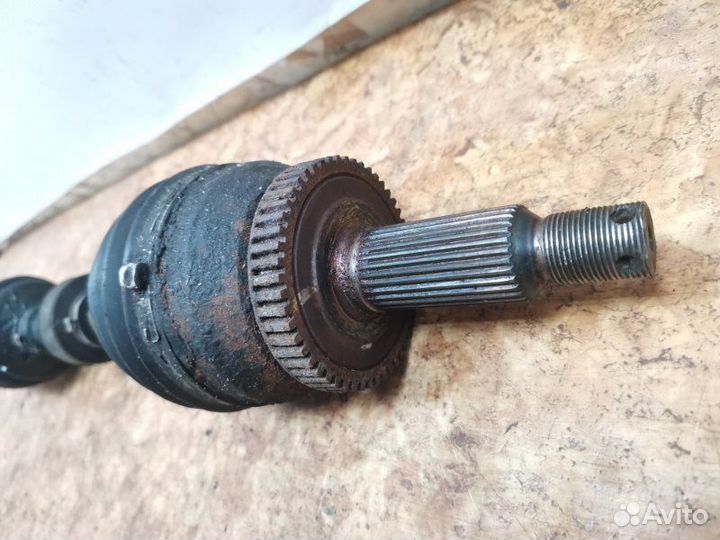 Привод передний левый Hyundai Santa-Fe 2 2.2