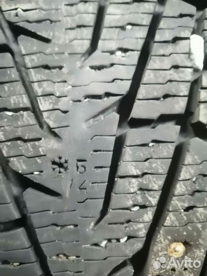Nokian Tyres Hakkapeliitta 4 275/45 R20 110