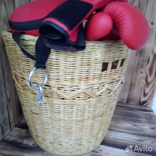 Большая корзина плетеная из эколозы.Корзину можно