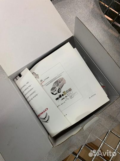 Кронштейн крепления навигатора 1607403580