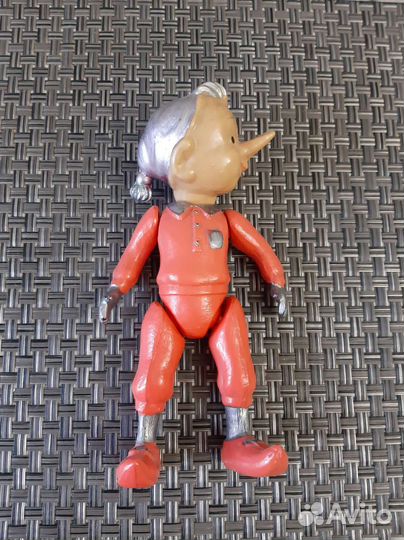 Старинная игрушка 