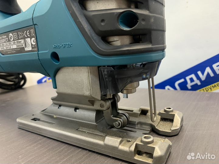 Лобзик электрический Makita 4350 FCT Румыния