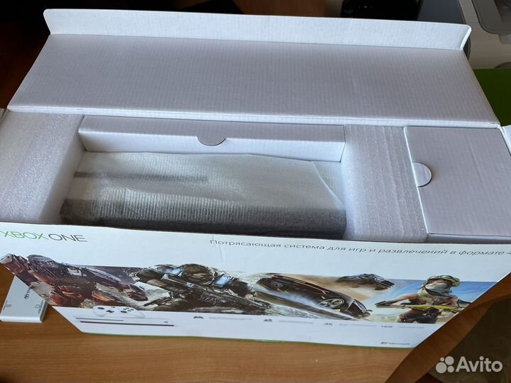 Xbox one s 1tb с играми