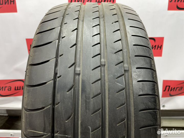 Yokohama Advan Sport V105 245/40 R18