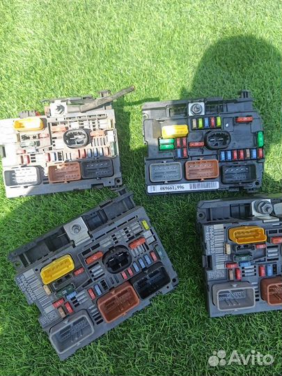 Блок предохранителей Peugeot 308