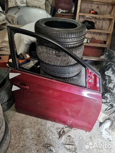 Дверь передняя правая Фольксваген Поло 2010-2020