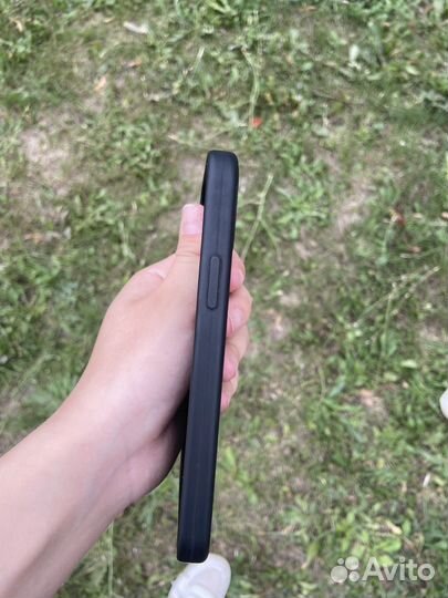 Чехол на iPhone 12