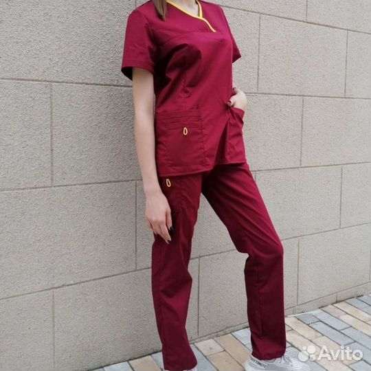 Новый Медицинский костюм