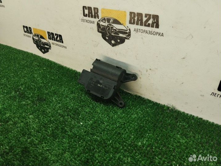 Моторчик привода заслонок отопителя