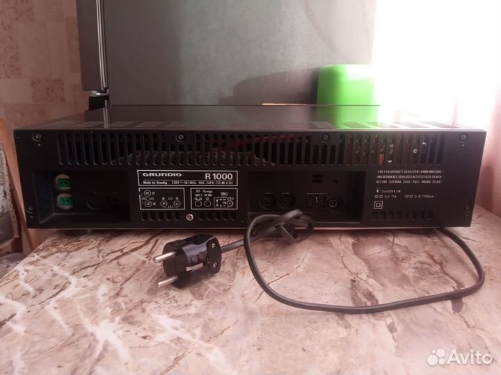 Ресивер grundig R1000