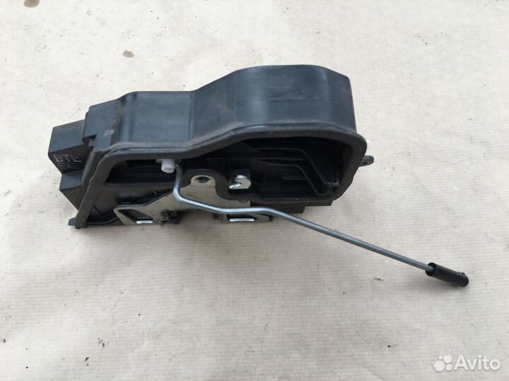 Замок двери левой BMW 3 E92 05-13