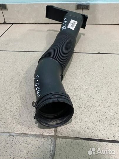 Патрубок воздушного фильтра VW Polo 5