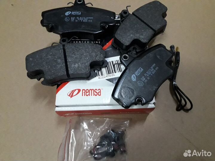 Колодки передние Рено Логан Симбол Лада Ларгус