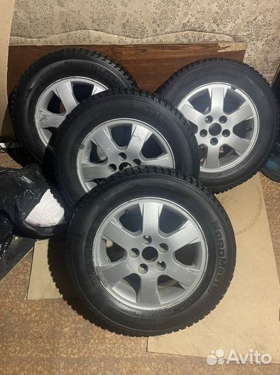 Шины диски и колеса на 15 бу зимние