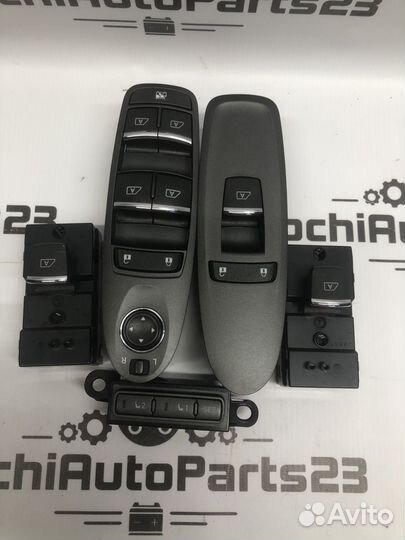 Блок управления стеклоподъемниками Infiniti Q50